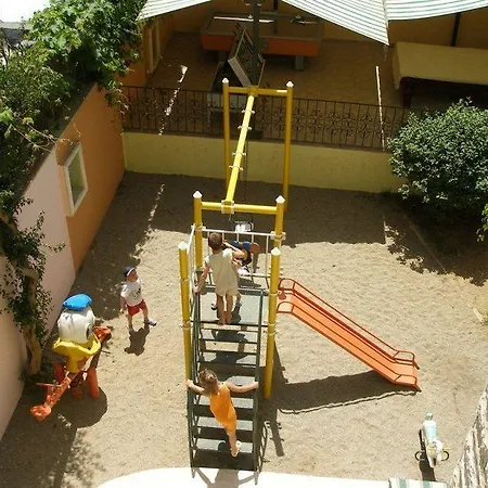 Garden Club Üdülőközpont